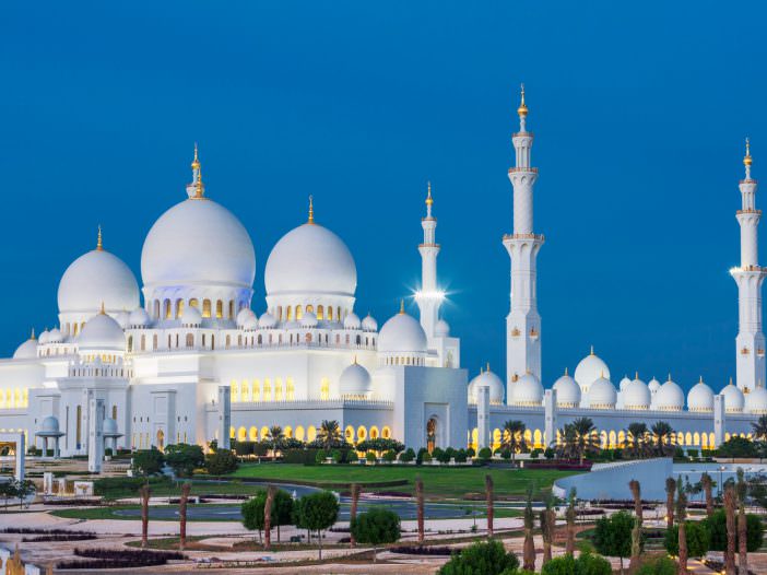 Dubai and Abu Dhabi: An Unexpected Adventure Awaits